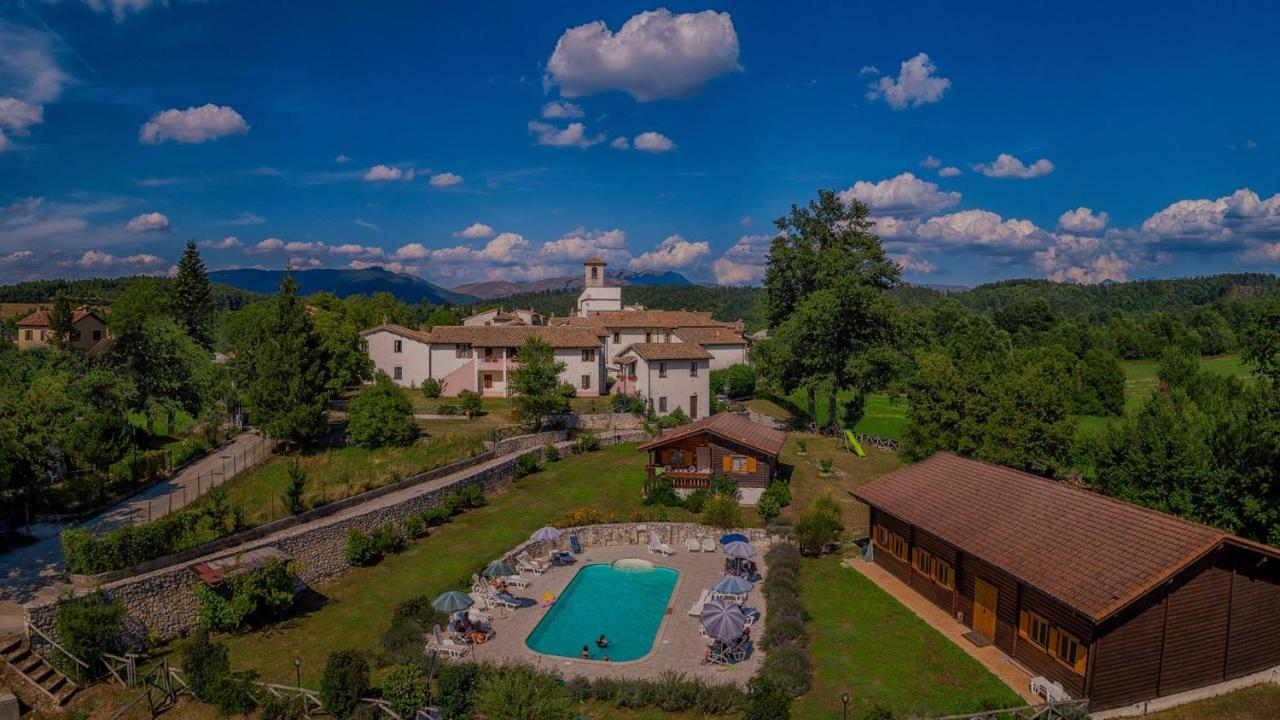 Castello Di Pupaggi Villa Sellano Exterior photo