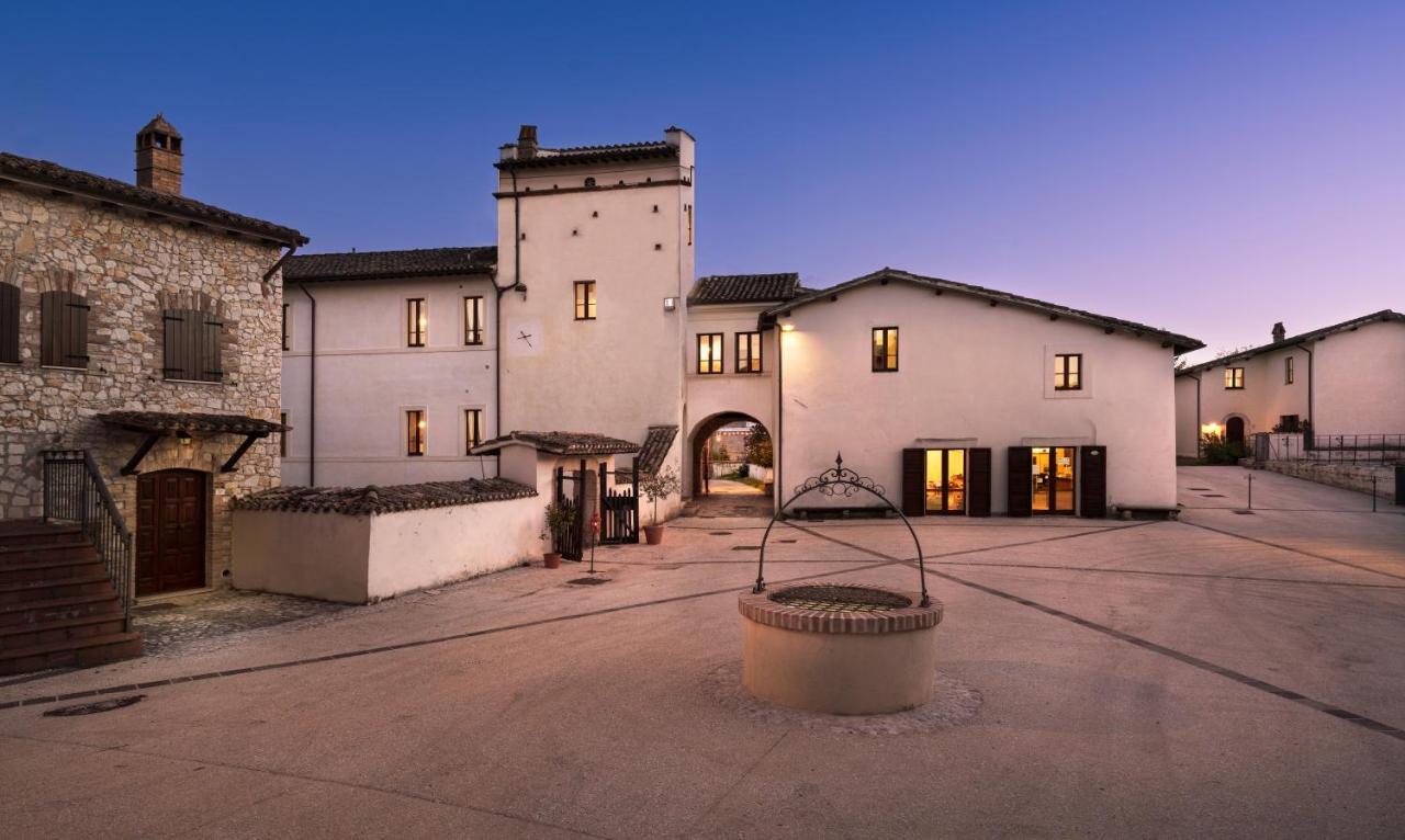 Castello Di Pupaggi Villa Sellano Exterior photo